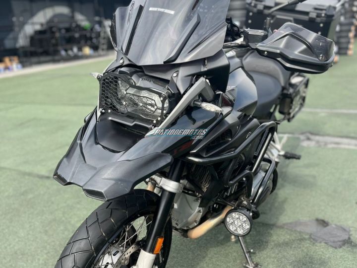 Gs triple black 2018 cheap